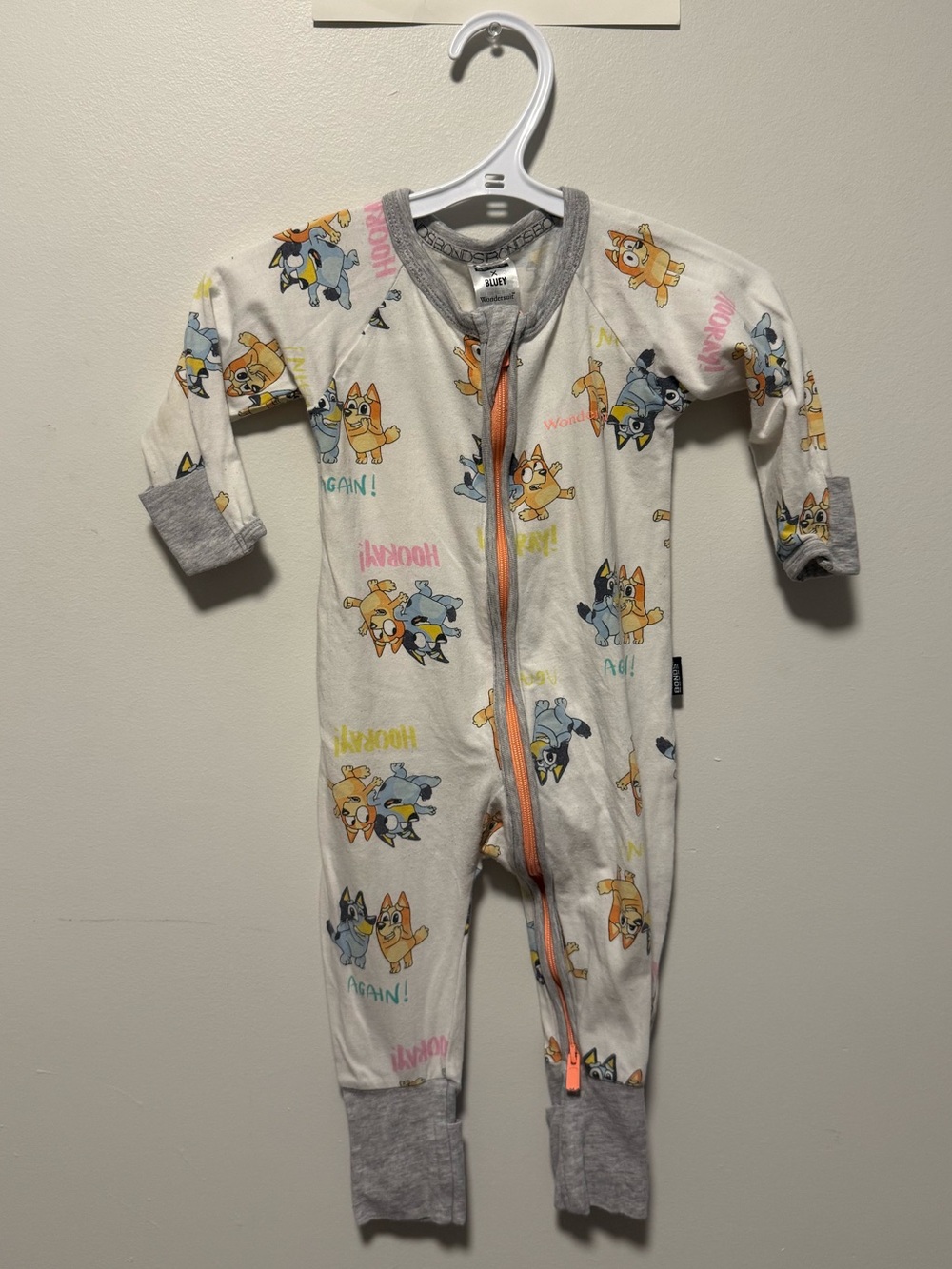 Bonds Bluey Cream One-Piece Footie with Multicolor